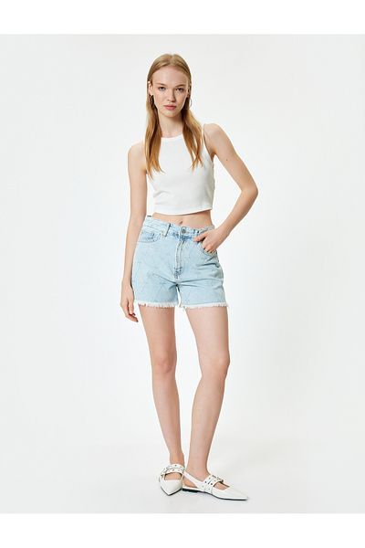 Koton Mini pantaloni scurți din denim cu fundă brodat cu piatră - Se potrivește confortabil cu nasturi și buzunare