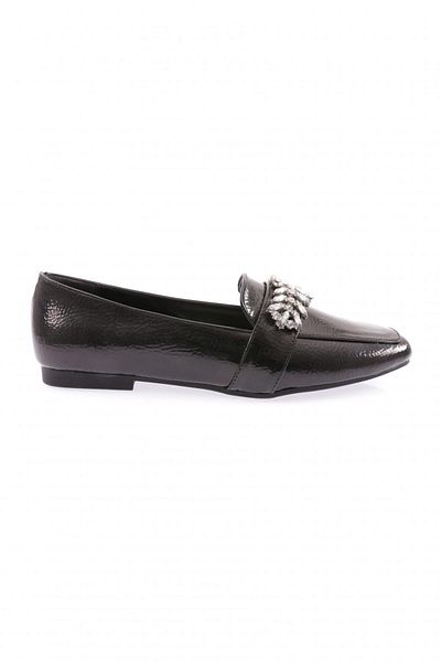 DGN Loafer de damă din piele lacuită neagră - cataramă cu piatră de cristal, design încrețit