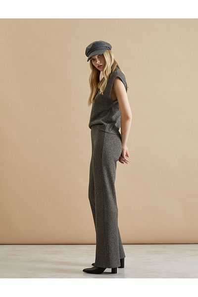 Koton Şahika Ercümen – Strickwaren-Spaghetti-Hose mit glitzernden Details
