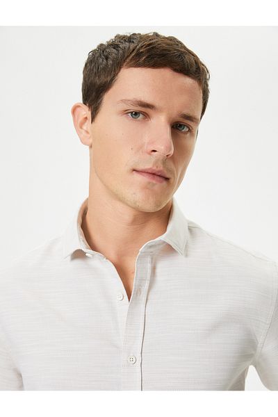 Koton Slim-Fit-Hemd, klassisches Revers, lange Ärmel, Knopfleiste, Baumwolle