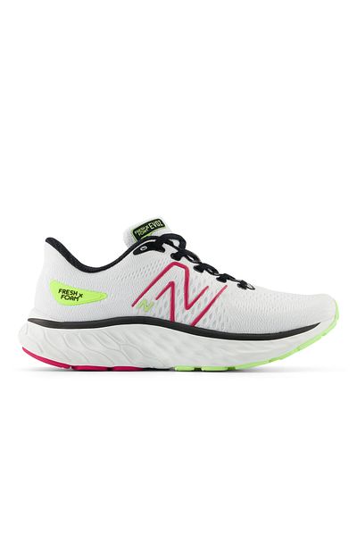 New Balance حذاء الجري والتدريب للنساء والفتيات - أبيض WEVOZRW3