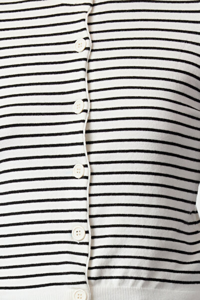 Trendyol Collection Premium Ecru Knitwear Cardigan - Special Thread, Jacket Look, Twoaw25Hi00053