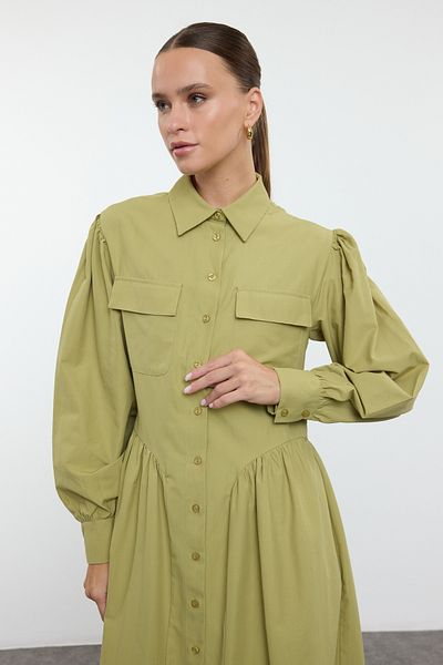 Trendyol Modest Πουκάμισο φόρεμα με λεπτομέρεια από λαδί πράσινο ποπλίνα - με κουμπιά TCTAW25EB00111
