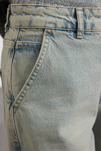 Trendyol Collection Blugi vintage cu talie înaltă - Efect decolorat albastru, largi TWOAW25JE00216