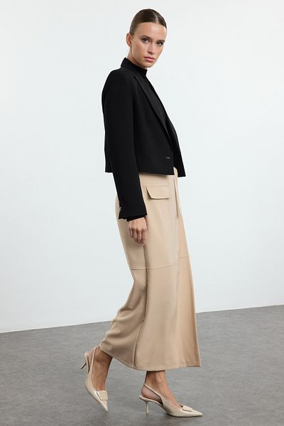 Trendyol Modest Gewebter beigefarbener Rock – mit Verschlussdetail, TCTAW25EE00005