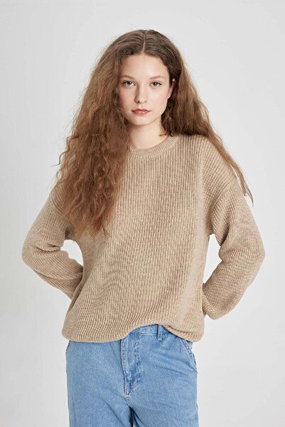 DeFacto Regular Fit Crew Neck Thessaloniki Fabric Basic Plain Knitwear Sweater H6905Az24Wn