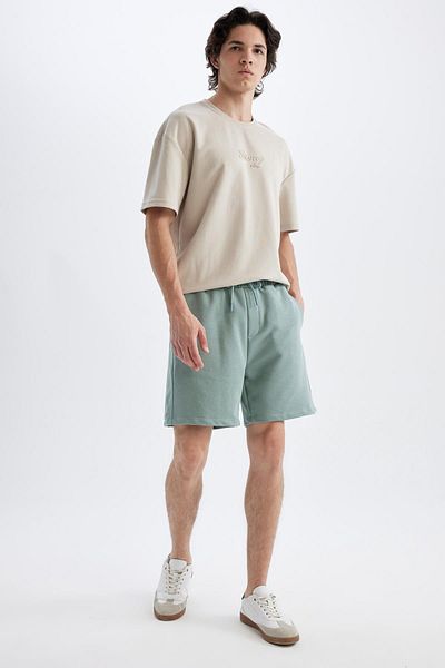 DeFacto Normale Passform, gerades Bein, einfache gerade Shorts B8672ax24sm