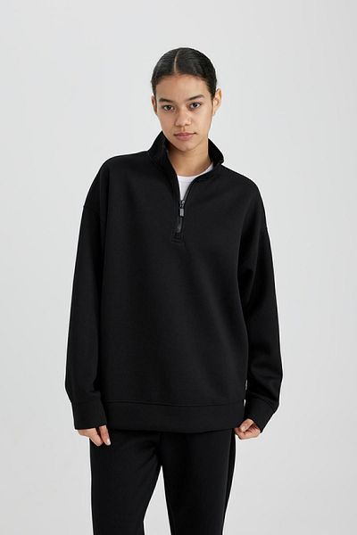 DeFacto Passform Oversize-Fit-Sport-Sweatshirt mit hohem Kragen B7756ax24sp