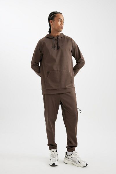 DeFacto Braune Herren-Jogger-Jogginghose mit normaler Passform, Reißverschlusstasche, Skuba-Tauchstoff, D1952ax24au