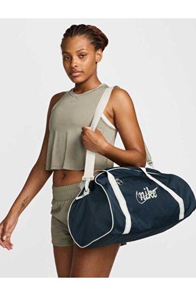 Nike Gym Club Retro Kadın Spor Çantası