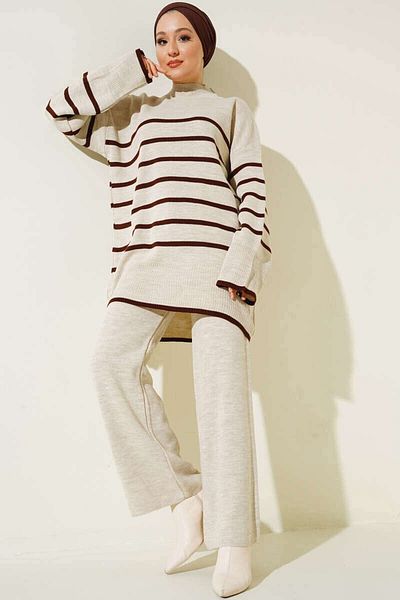 Egelite Thick Winter Horizontal Striped Hijab Casual Knitwear Set