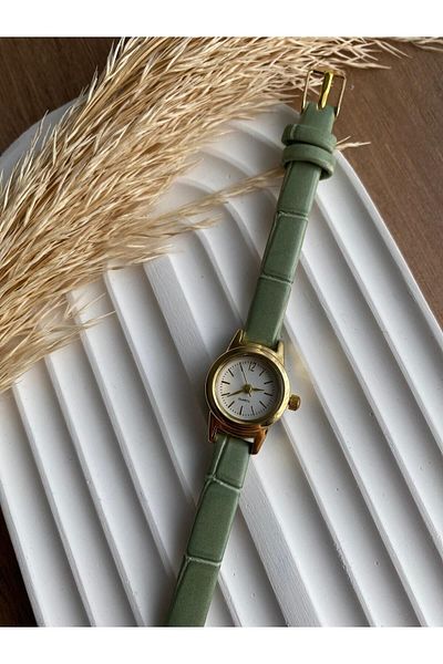 QUARTZ Rubsey Vintage Women Wristwatch Retro Leather Band 1 Piece