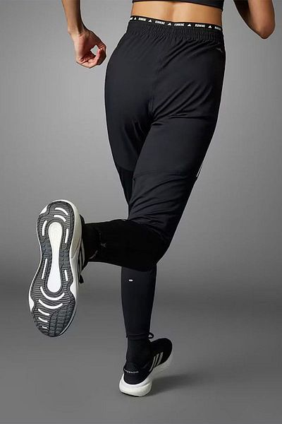 adidas Γυναικεία φούτερ και παντελόνια για τρέξιμο - Otr E 3S Is0379