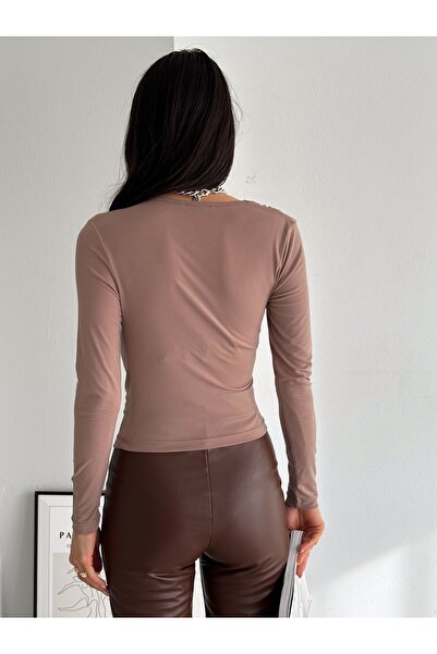 QUTTA Bluză de damă maro V, decoltată, cu două straturi, din țesătură nisipoasă