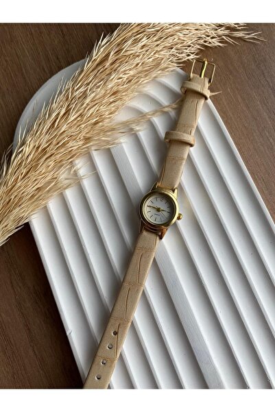 QUARTZ Still Model Vintage Women's Wristwatch Retro Beige Cord Bb116