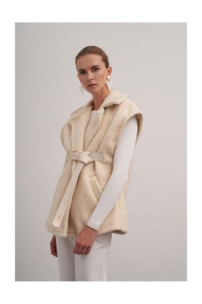 FUSHYA Plush Vest - Belt Detailed