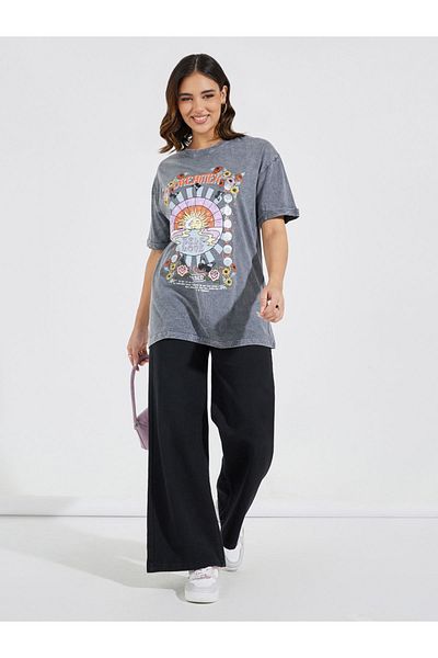Styli Acid Wash Dreamer Graphic Oversized Longline T-Shirt