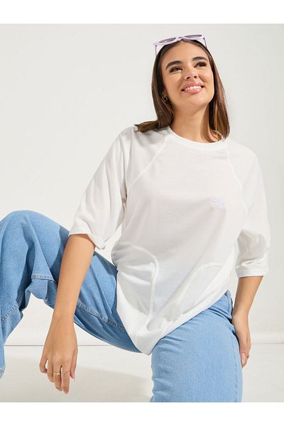 Styli Oversized Plain Short Sleeve T-Shirt with Logo Detail