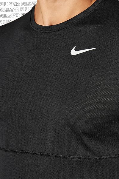 Nike Μαύρο μπλουζάκι για τρέξιμο Breathe Running Μαύρο αναπνεύσιμο μπλουζάκι για τρέξιμο