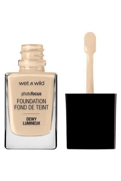 WET N WİLD Photo Focus Dewy Lumineux Foundation - Nude Ivory