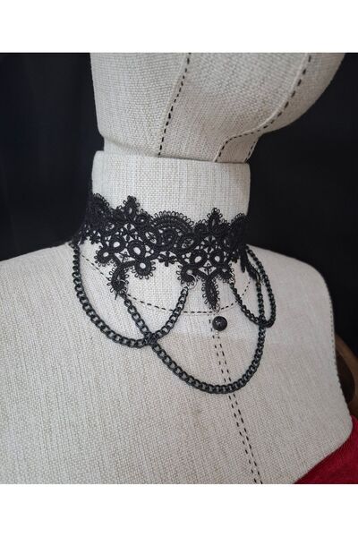 Qrsln Lilian zincirli incili dantel boyunluk siyah