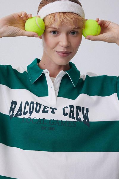 DeFacto Bedrucktes Oversize-Sport-Sweatshirt mit Polokragen – A9623ax23au