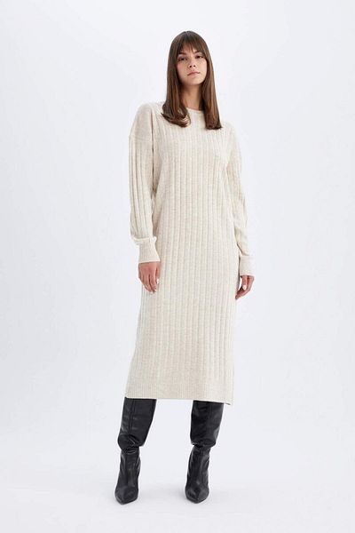 DeFacto Regular Fit Basic Solid Langarm-Strickkleid mit halbem Rollkragen W0986az23wn