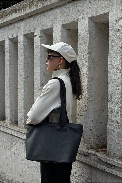 Yuka Atelier Geantă de mână și de umăr Petra cu dublă utilizare