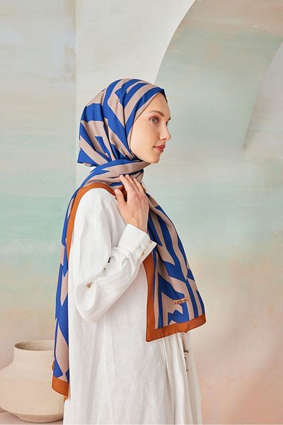 Cardion Medina Square Shawl