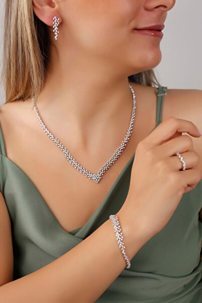 SUNSHINE 925 Ayar Gümüş Beyaz Rodyumlu Pırlanta Modeli Zirkon Taşlı Su Yolu Gümüş Takım