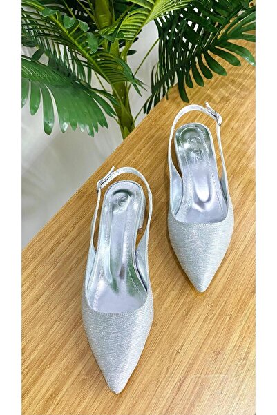 Ventes 1203201Z Simli Önü Kapalı Sivri Burun Kısa Topuklu Ayakkabı