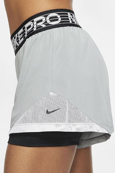 Nike Pro Flex 2 în 1 - pantaloni scurți gri și negri, cu jambiere și două în unu