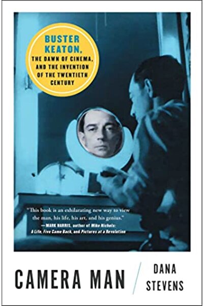 Simon Schuster رجل الكاميرا