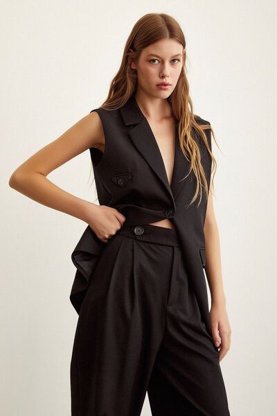 Never more Black Long Vest with Three Buttons and Pocket Cover