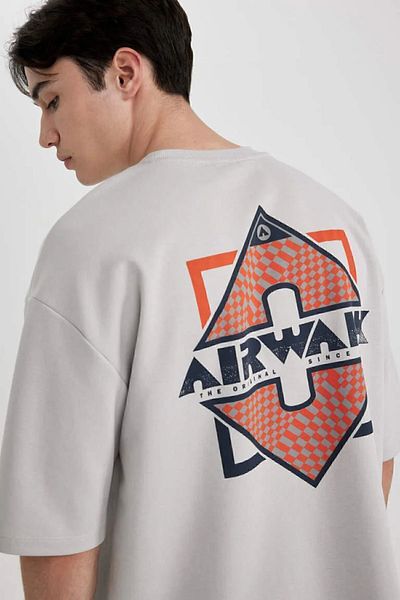 DeFacto Μπλουζάκι Airwalk Crew Neck Back Print από βαρύ ύφασμα - κοντό μανίκι, χαλαρή εφαρμογή C1019ax24sp