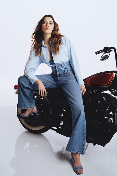 DeFacto Jeanshose mit hoher Taille und weitem Bein der 90er Jahre C5718ax24sp