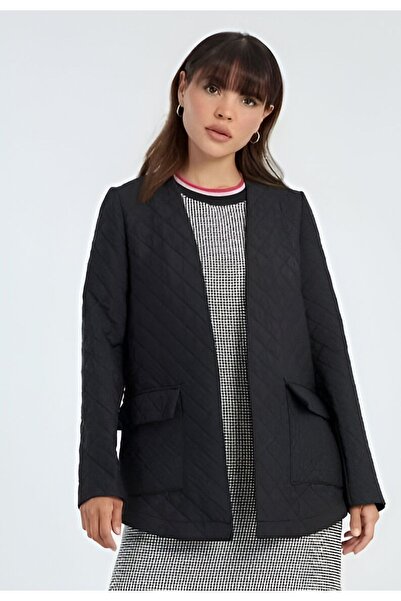 ModaMania سترة مبطنة بياقة القاضي