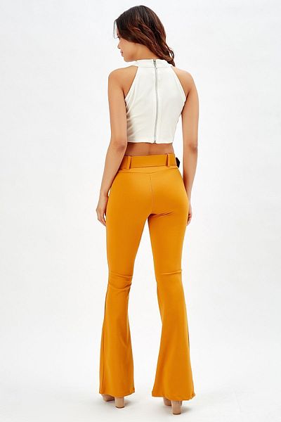 Sense Pantaloni tricotați cu centură spaniolă de culoare șofran - Pnt32439