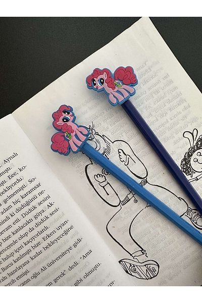odaburada Cute Pencil Ornament Set of 2 with Ponny Figure
