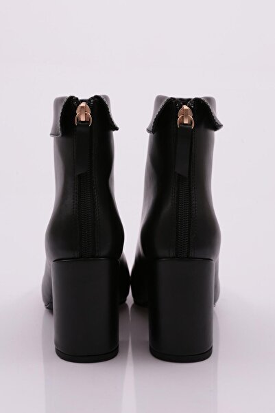 DGN Women's Blunt Toe Zippered Heeled Boots Nude Black 33217162821