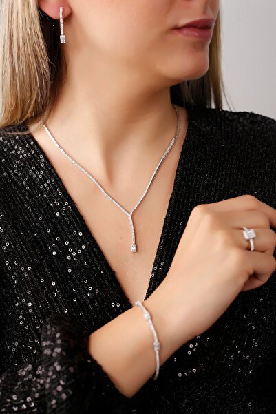 SUNSHINE 925 Ayar Gümüş Beyaz Rodyumlu Pırlanta Modeli Zirkon Taşlı Su Yolu Gümüş Takım