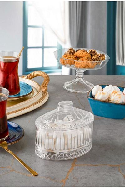 Dem Home 4-Piece Tray Oval Compartment Breakfast Set with Lid - Ready Made Breakfast Set with Tray Plastic
