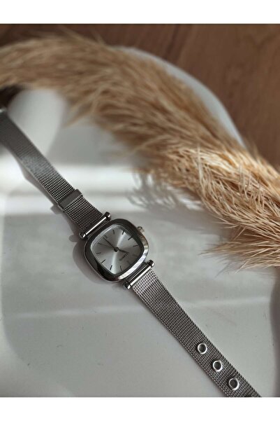 QUARTZ Rubsey Wicker Cord Minimal Women Wristwatch Modern Silver Color Vintage White Bb0026