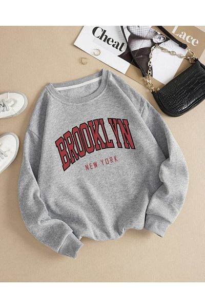 MOONBULL Graues Oversize-Sweatshirt mit Bronklyn-Print für Unisex