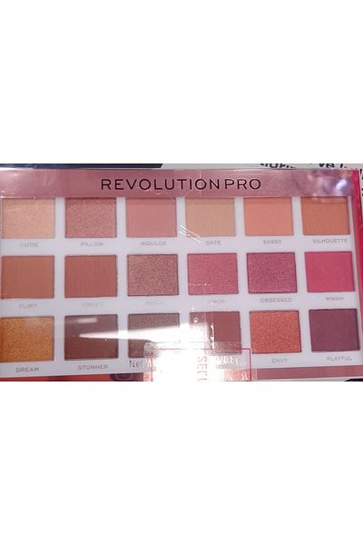Revolution Pro Revolution ProRegeneration - 18-Piece Eyeshadow Palette Strip Set