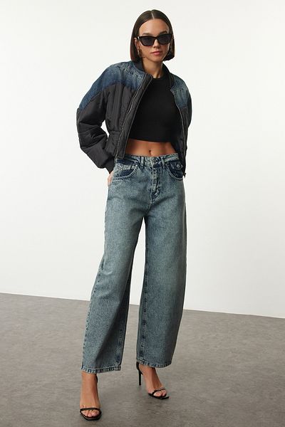 Trendyol Collection Blau – Mehr haltbare Baggy-Jeans mit Taschendetail und hoher Taille TWOAW25JE00327