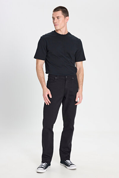 WRANGLER Μαύρο ελαστικό παντελόνι Texas Slim Fit - Κανονική μέση με λεπτή εφαρμογή