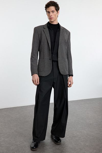 Trendyol Collection Pohodlná flexibilní antracitová bunda - Regular Fit TMNAW25BC00003