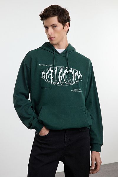 Trendyol Collection Zelená oversize fleecová mikina s kapucí – vyšívaný potisk, Tmnaw25Sw00018