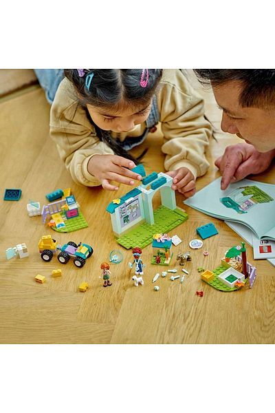 TOYFEST حيوانات المزرعة للأصدقاء - عيادة بيطرية 42632